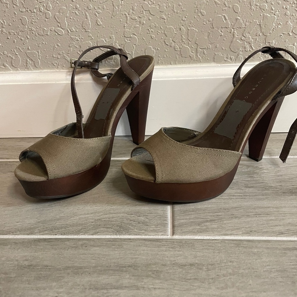 NEW Olive green Lauren Conrad heels